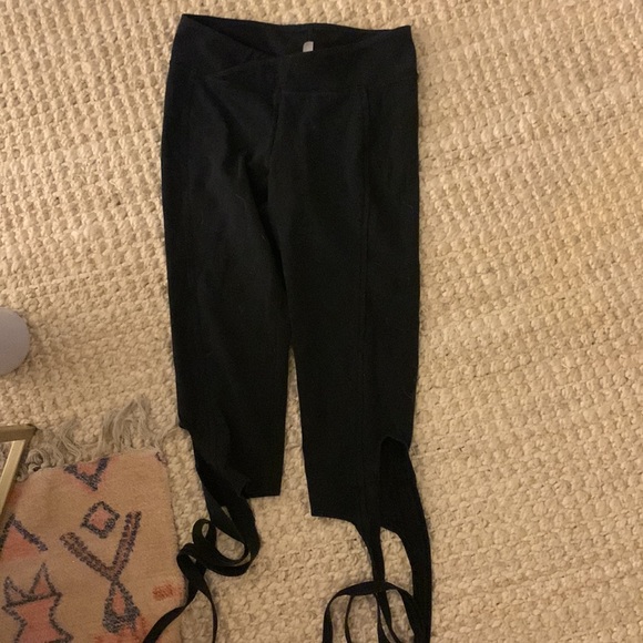 Free people movement tie side leggings - Picture 3 of 5